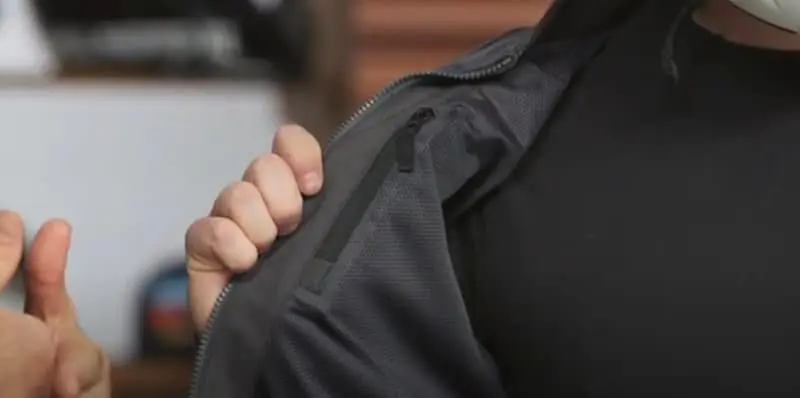 The Klim Induction pro uses a moisture-wicking mesh liner that keeps you dry in hot weather. I wore mine on a 20-degree day with just a tee and a thin layer, and I stayed cool all day.