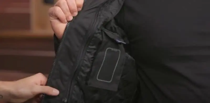 BILT Techno 2 jacket is equipped with a full mesh inner liner that allows air to circulate freely throughout the body panels.