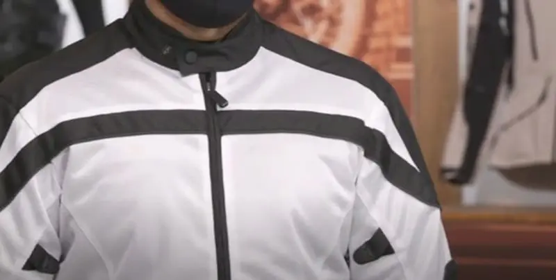 BILT Techno 2 jacket is built with an ultra-flow techno mesh body material that prioritizes airflow above traditional textile density.