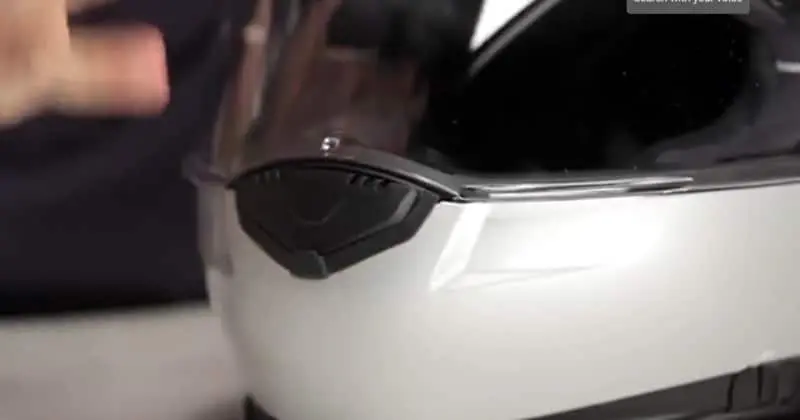 Schuberth C3 Pro sun visor is an integrated, cable‑driven drop‑down shield that sits behind the main clear visor and is rated as Optical Class 1, so it&rsquo;s designed to stay distortion‑free across your field of view.